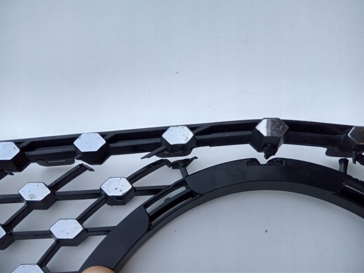 CALANDRE RADIATEUR AVANT MERCEDES E W238 A2388880400