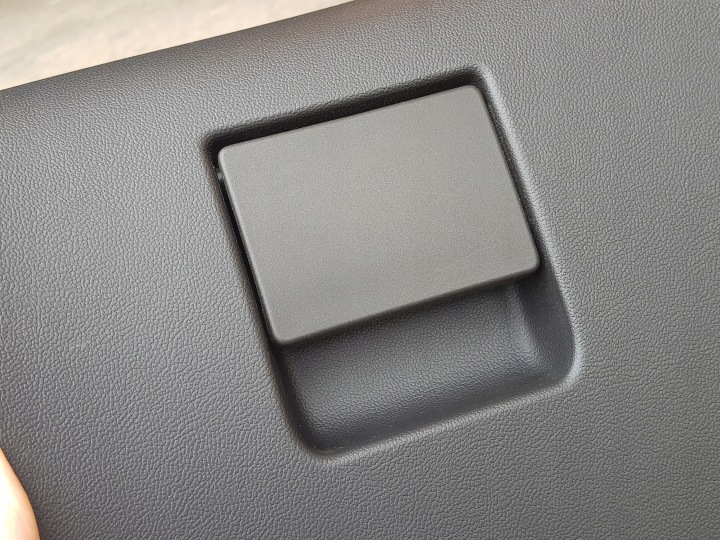 BOÎTE À GANTS DROIT PASSAGER OPEL INSIGNIA A 08-17 EN BON ÉTAT EUROPE NOIR