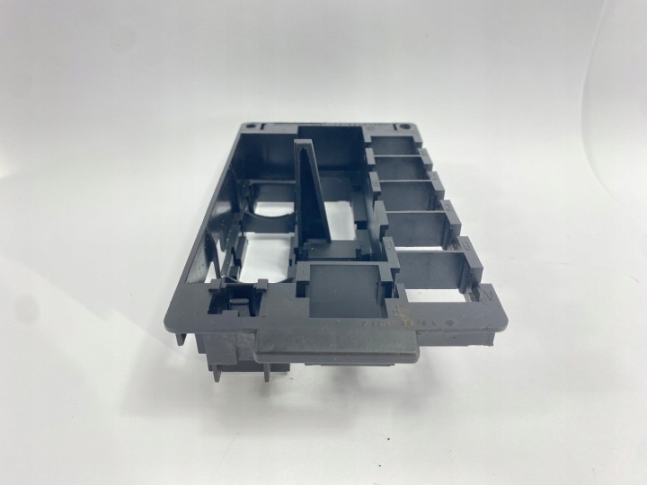 FIXATION BOÎTE RELAIS FUSIBLES MERCEDES R129 W124 1245450140