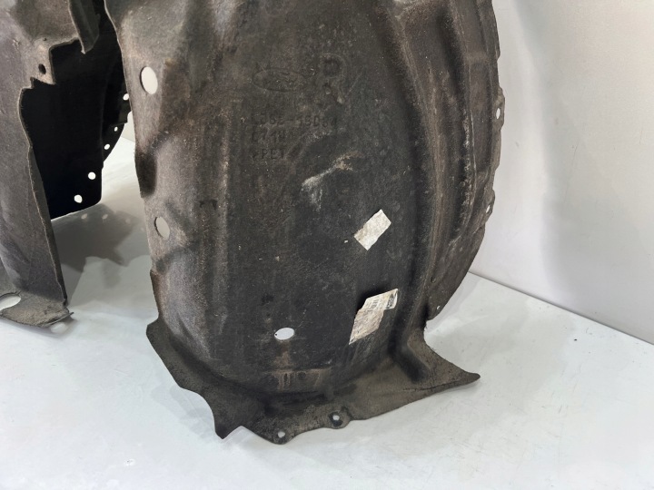 FORD KUGA MK3 ESCAPE PASSAGE DE ROUE AVANT DROIT LJ6B-16034