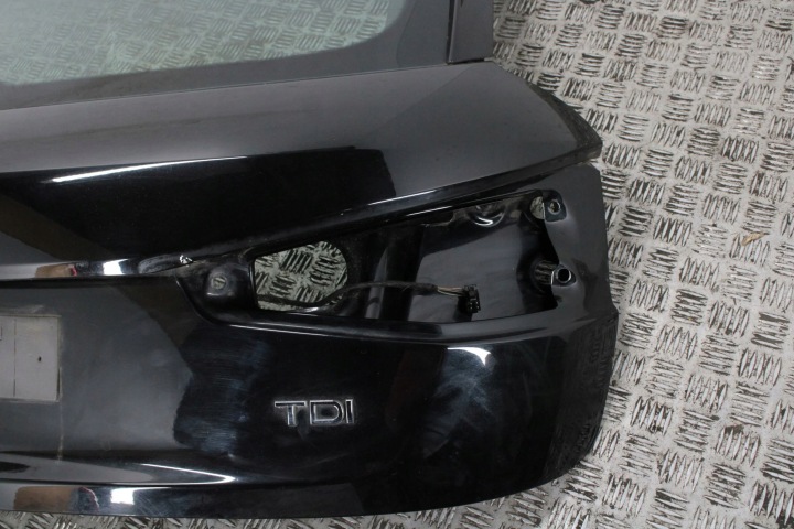 2018 AUDI Q3 COUVERCLES COUVERCLES DE COFFRE ARRIÈRE COUVERCLES DE COFFRE 8U0827159A