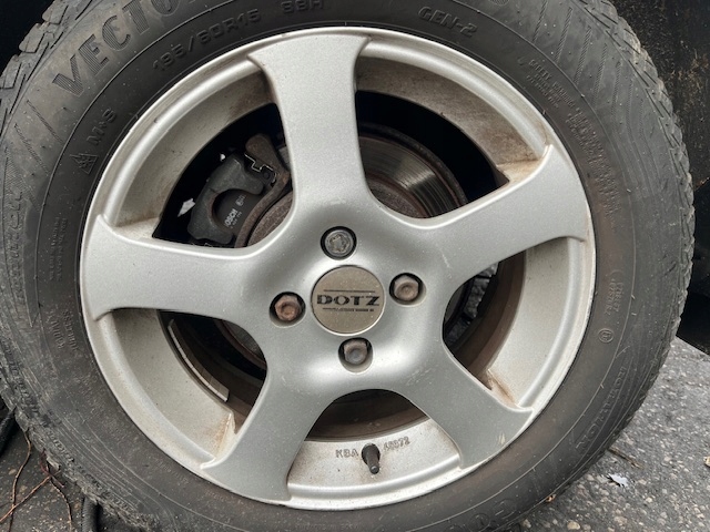 TOYOTA COROLLA 9 E12 KOLO ROUES ALUMINIUM 4 PIÈCES 195/60 R15 4X100 2019