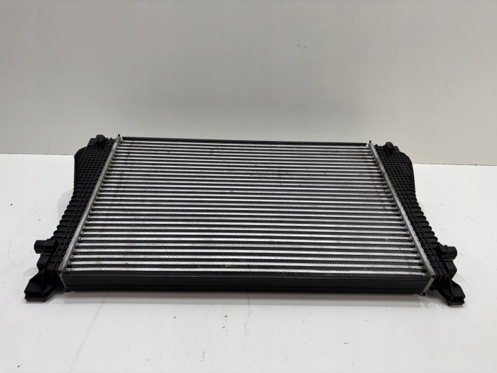 RADIATEUR ÉCHANGEUR AIR-AIR VW SKODA SEAT AUDI 5Q0145803AE