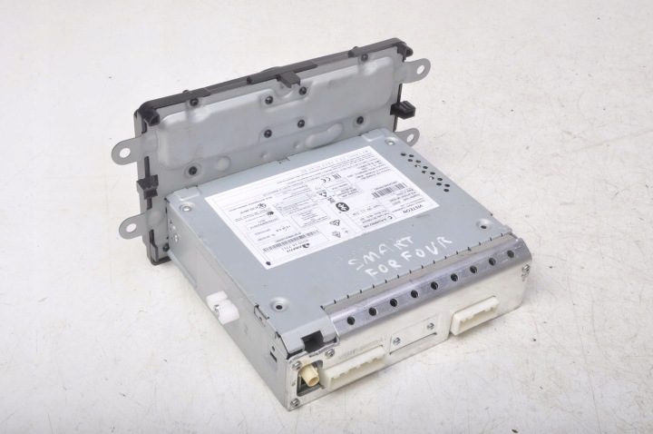 SMART FORFOUR 453 RADIO A4539002106