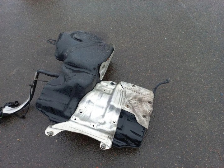 RÉSERVOIR CARBURANTS AUDI A6 (4F2, C6) 4G0201021BG 3.0L GASOLINE 2012