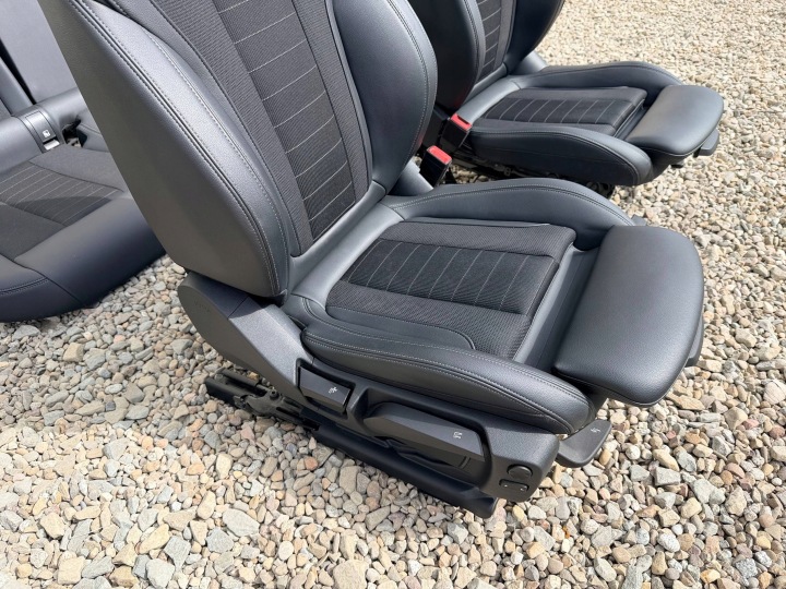 BMW 3 G21 ENSEMBLE SIÈGES SIÈGES BANQUETTE ARRIÈRE AVEC FLANCS CUIR CHAUFFÉ