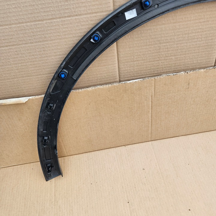 AUDI Q4 E-TRON 89A MOULURE REVÊTEMENT GARDE-BOUE GAUCHE ARRIÈRE 89A853817C