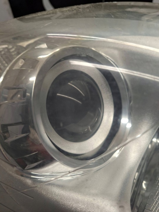 PROJECTEUR MERCEDES-BENZ R W251 A2518202261