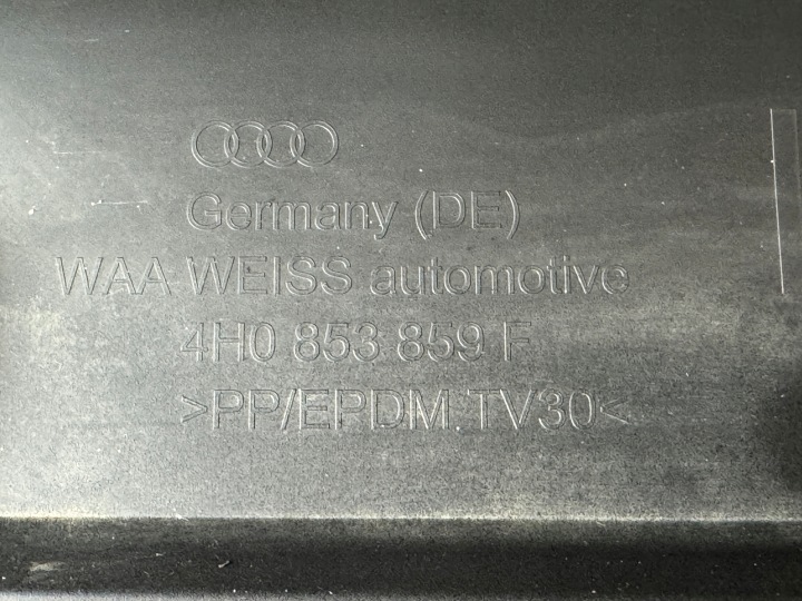 AUDI A8 4H 2013-18 MOULURE SEUIL GAUCHE 4H0853859F LY9T