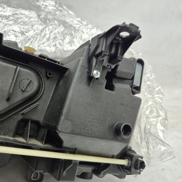 AUDI Q4 E-TRON 89A 21- PHARE GAUCHE AVANT AVANT COMPLET LED 89A941034D