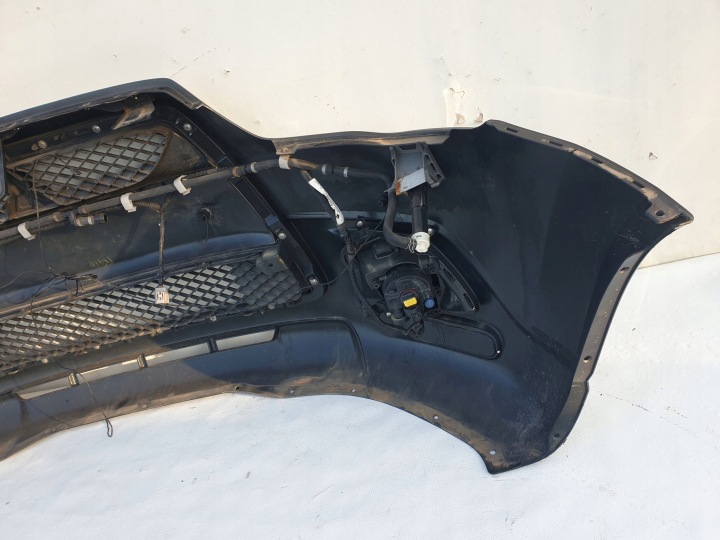 MITSUBISHI ASX 10-12 PARE-CHOCS AVANT AVANT 6400C950 RONDELLES C06