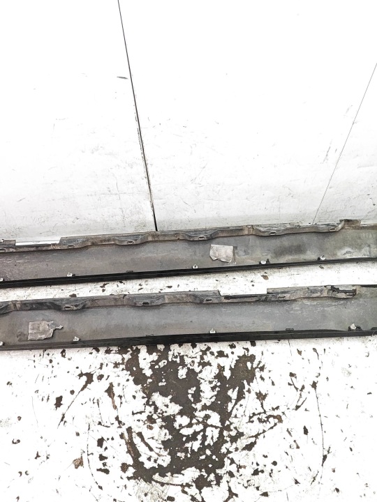 JAGUAR XF X250 MOULURE REVÊTEMENT SEUIL GAUCHE DROITE 8X23F10609A