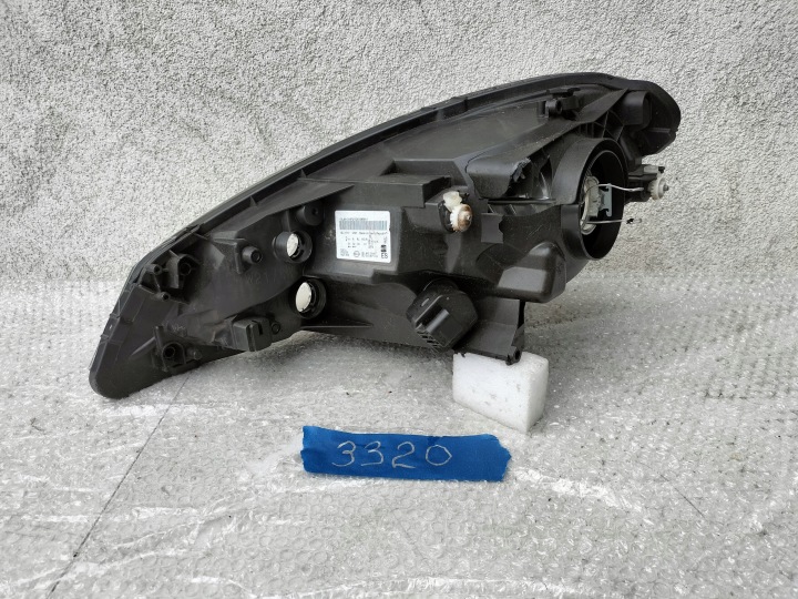 SEAT MII PROJECTEUR DROIT 1SL941016F SZCZECIN -GORZOW-POZNAN) 3320