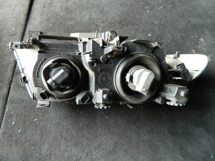 BMW E46 PHARE GAUCHE AVANT EUROPE 8361947