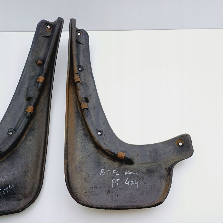 DÉFLECTEUR DROIT GAUCHE ARRIÈRE ENSEMBLE FORD FIESTA V 3B0075101B NR76