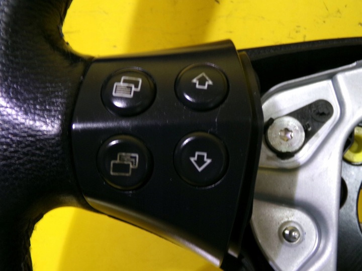 VOLANT CUIR MULTIFONCTION MERCEDES-BENZ A W169 A1694600503 NR31