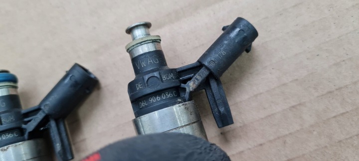 A5 8T LIFT INJECTEUR INJECTEUR CARBURANTS 1.8 TFSI 06L906036C A4 B8 Q5 A6 C7