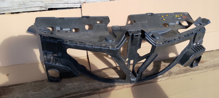 RENFORCEMENT CHÂSSIS CALANDRE ADMISSION RENAULT CAPTUR I 1 LIFT 16-19ROK 620902271R