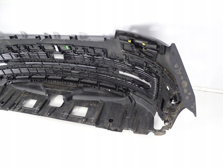 PARE-CHOCS AVANT RANGE ROVER VOGUE V L460