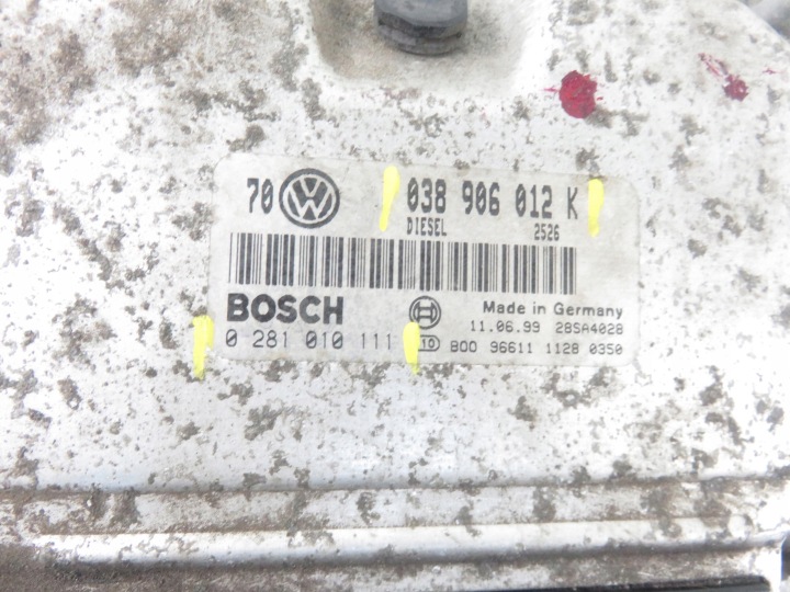 CONTRÔLEUR VW GOLF IV 1.9 TDI AGR 038906012K 0281010111