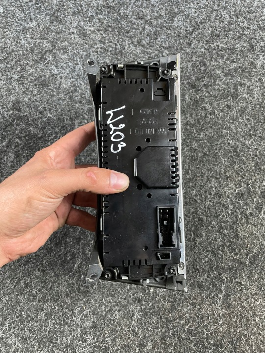 MERCEDES W203 PANNEAU CONDUIT D'AIR CLIMATISATION A2038301785