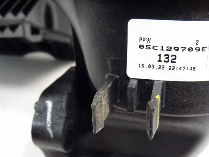 VW POLO 2G LIFT 1.0 TSI COLLECTEUR ADMISSION 05C129709A 05C129711A