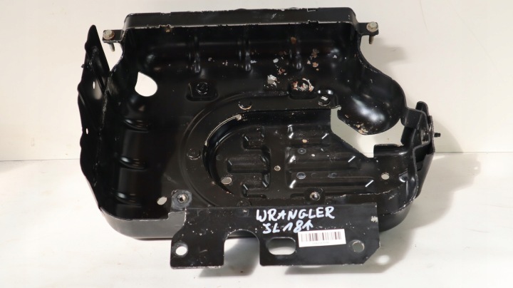 JEEP WRANGLER JL 2.2D 18- PROTECTION RÉSERVOIR ADBLUE 52030240AA