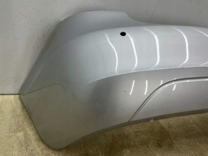 PARE-CHOCS ARRIÈRE SKODA FABIA 2 II 07-14R. ARRIÈRE UNIVERSEL 4XPDC 5J9807431