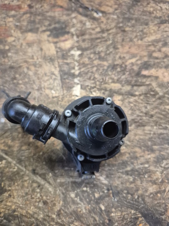 BMW F15 F32 F45 G11 SUPPLÉMENTAIRE POMPE LIQUIDE REFROIDISSEMENT 7643949