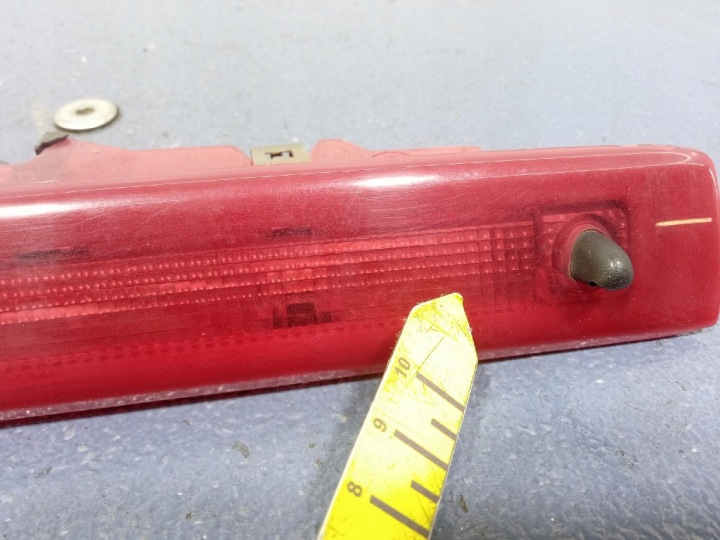 RENAULT CLIO III HAYON TROISIÈME LANTERNE STOP 03366000