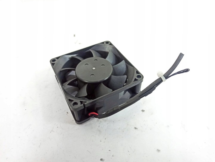 BMW 5 F10 F11 2013 MOTEURS CONDUIT D'AIR