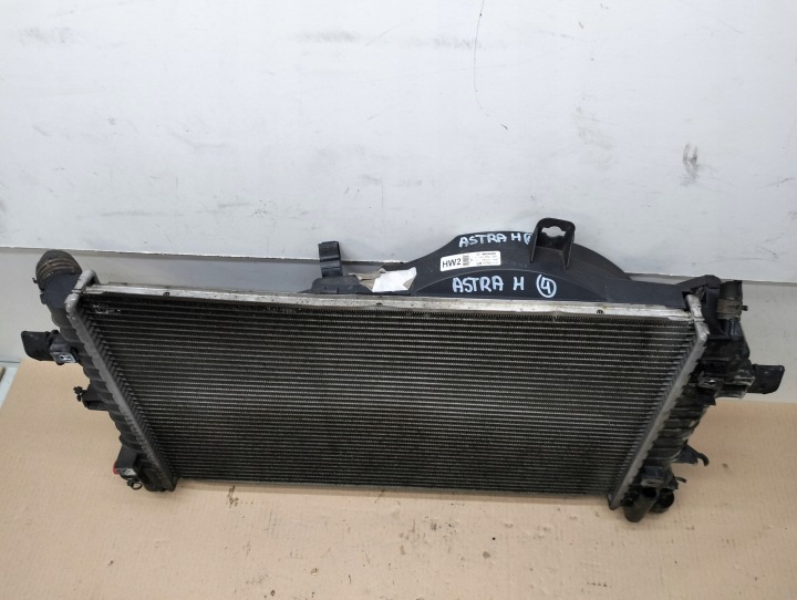 RADIATEUR EAU VENTILATEUR OPEL ASTRA H 3 III 1.4 1.6 ESSENCE LIFT