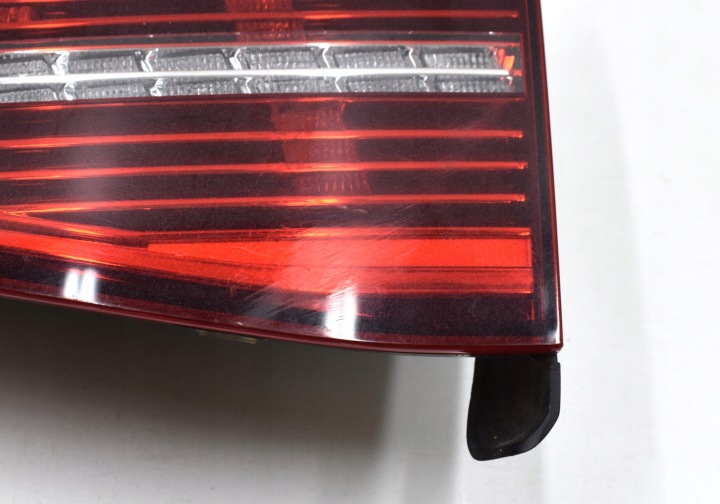 VW PASSAT B8 3G9 PHARE DROITE ARRIÈRE ARRIÈRE DANS COUVERCLE DE COFFRE ORIGINE EUROPE UNIVERSEL 3G9945308A