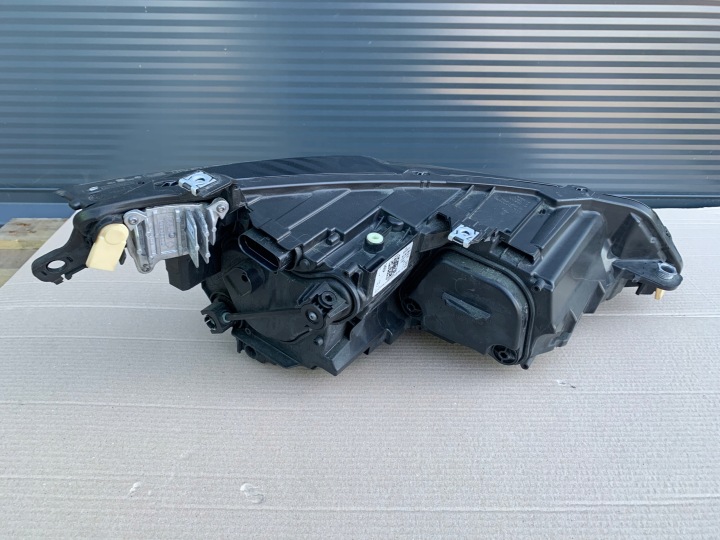 VW GOLF VIII PHARE GAUCHE AVANT AVANT COMPLET LED IQ LIGHT 5H1941059K EUROPE