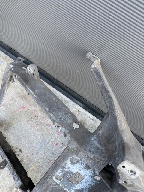 PANNEAU AVANT RENFORCEMENT AVANT TESLA AVEC 2012-2016 1005536-00-J