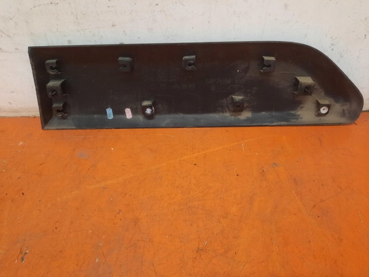 CITROEN BERLINGO IV 18-LISTWA PORTES ARRIÈRE ARRIÈRE DROITE 9817695177