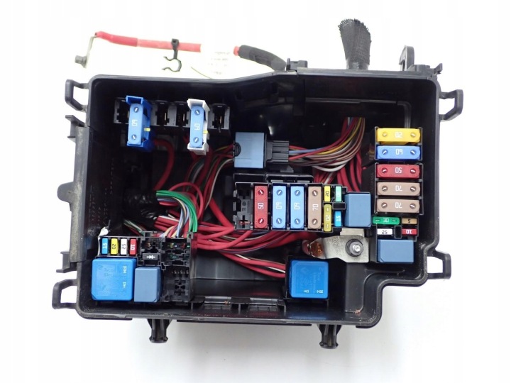 BOÎTE BOÎTE FUSIBLES 243503708R TALENTO RENAULT TRAFIC III 21R
