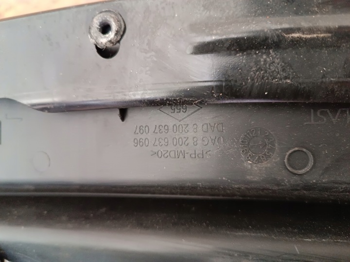 8200637096 DOUBLURE DE PASSAGE DE ROUE EUROPE RENAULT TWINGO II