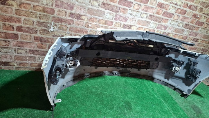 PARE-CHOCS AVANT AVANT COMPLET CITROEN DS3 2010- A550838