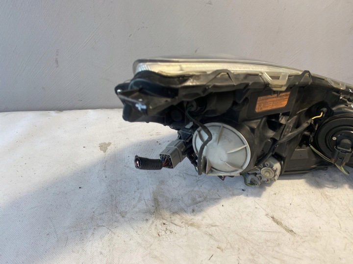 PHARE AVANT GAUCHE CÔTÉ SUBARU LEGACY 5 (2009 2013) HCHR-731