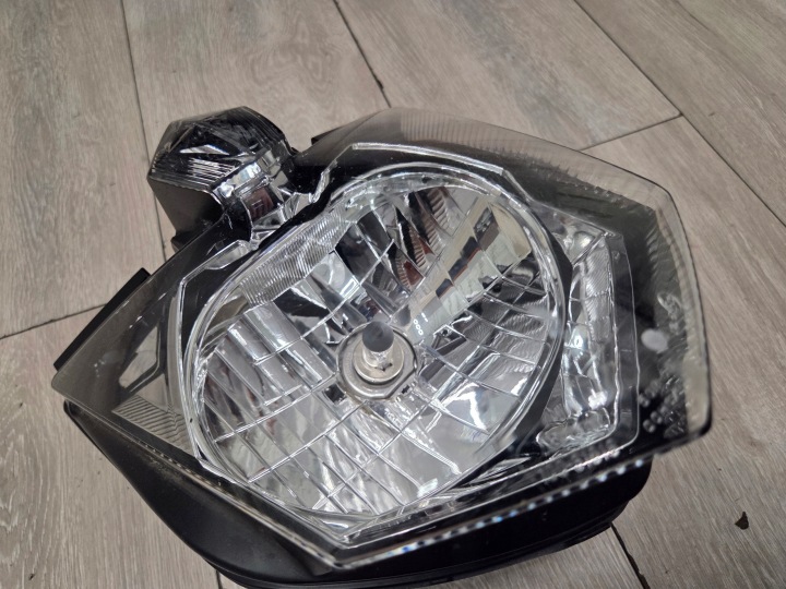 YAMAHA XJ6 FZ8 PHARE OEM ORIGINAL AVANT AVANT FAZER XJ6N FZ8N