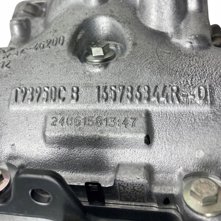 COLLECTEUR ADMISSION I PAPILLON DES GAZ RENAULT 2.0 DCI M9R Z717