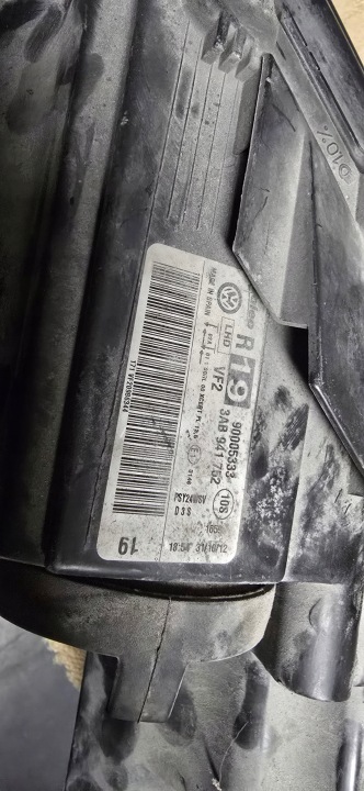 VW PASSAT B7 10-14 PHARE AVANT AVANT BI-XENON LED 19 3AB941752
