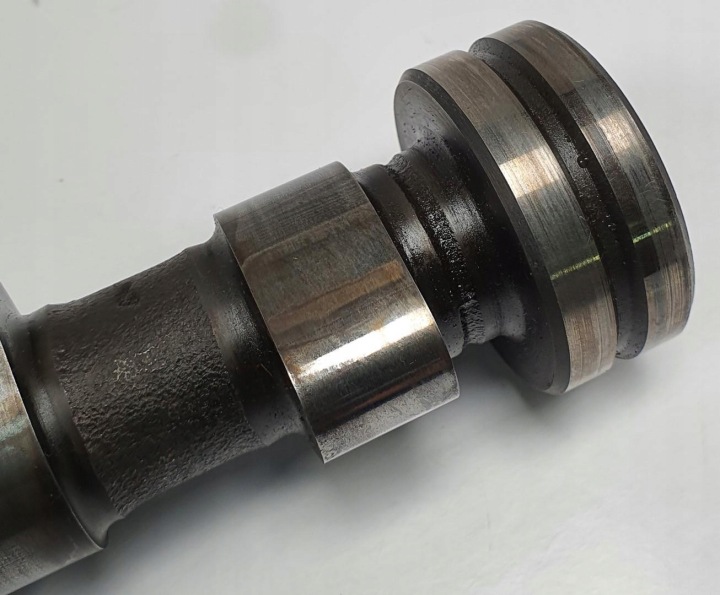 ARBRE À CAMES GAUCHE MERCEDES W126 3.8 V8 11710
