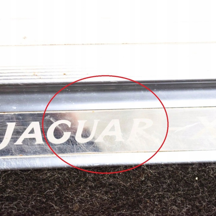 JAGUAR XK8 XKR 1997 GAUCHE CÔTÉ MOULURE SEUIL AVANT