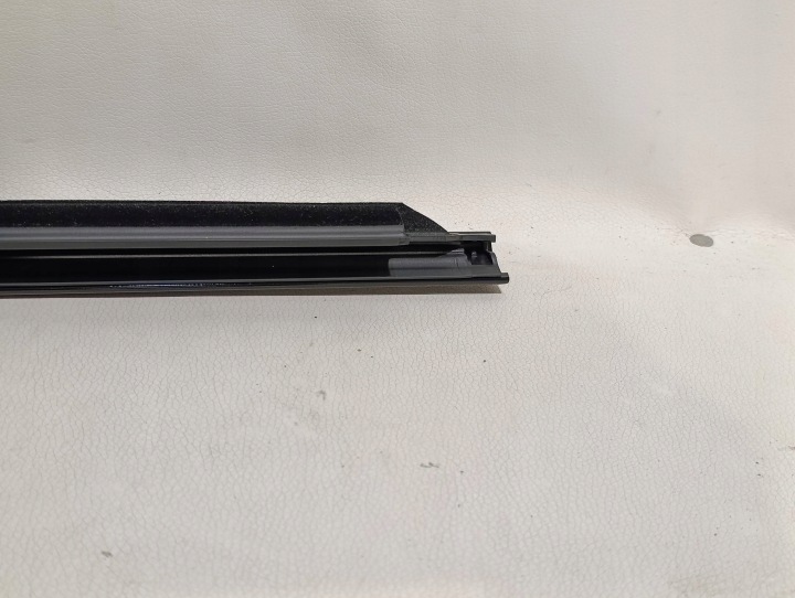 BMW 2 F44 MOULURE RACLOIR PORTES GAUCHE AVANT 7483131 NEUF