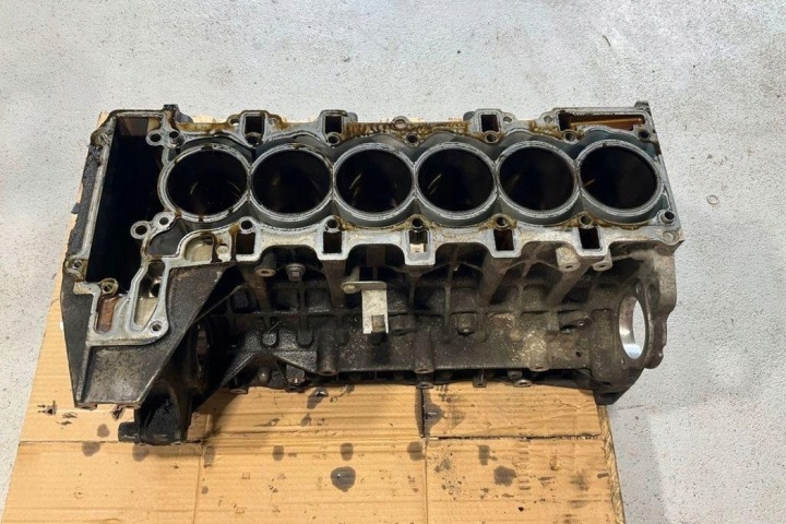 BLOC MOTEUR BMW 5 (E60) 7576336 3.0L GASOLINE 2009