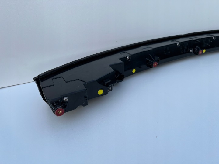 PORSCHE TAYCAN TURISMO 2019-2024 CACHE PHARE MILIEU ARRIÈRE EUROPE 9J0945082K