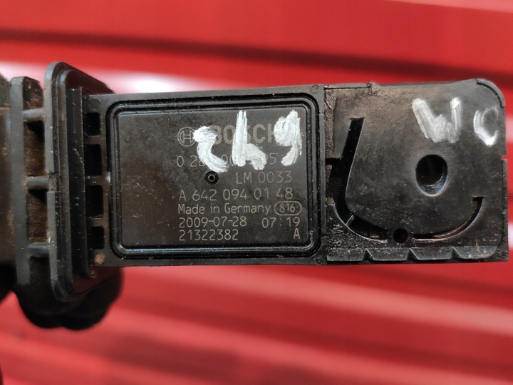 MERCEDES OM642 3.0CDI DÉBITMÈTRE GAUCHE DROIT A6420940148 ORIGINAL
