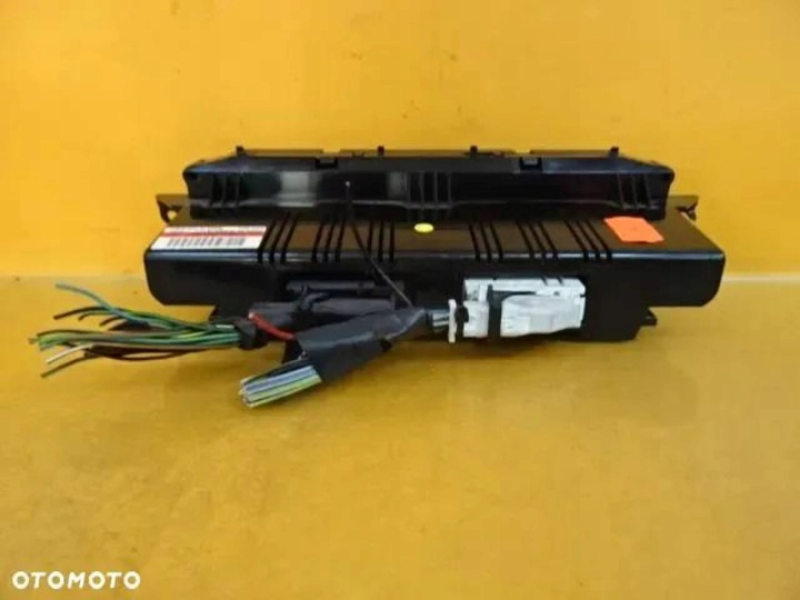 PANNEAU CONDUIT D'AIR FORD FOCUS 2005 3M5T18C612AP NR341